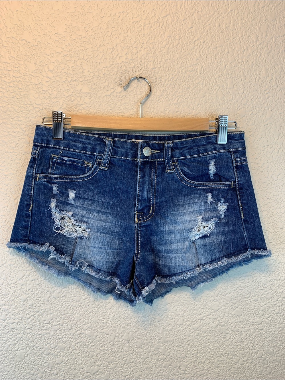 Klique B shorts sz S dark wash distressed frayed high waisted casual jean shorts